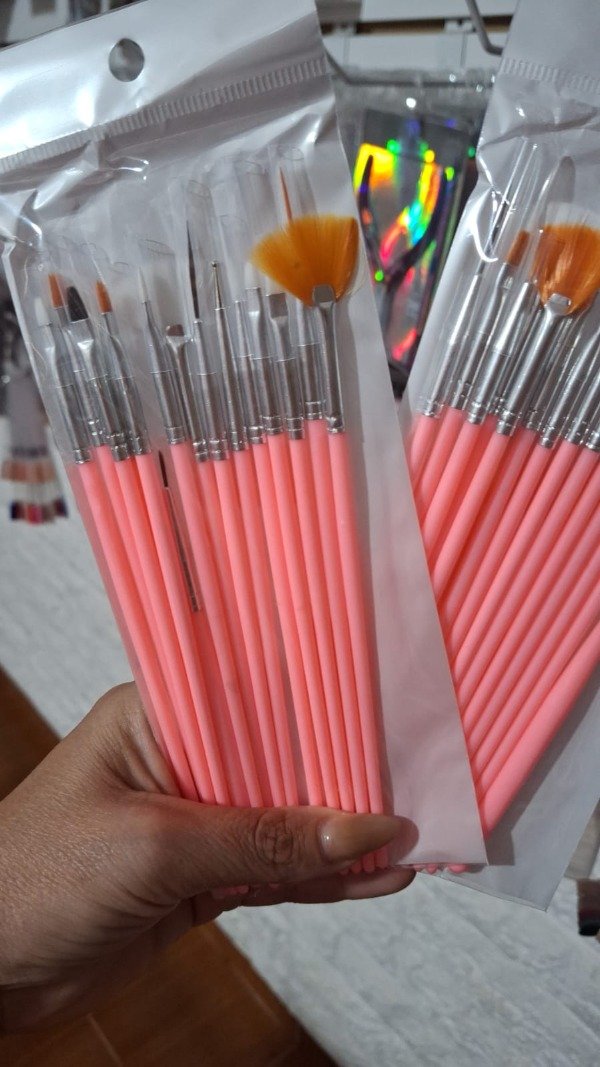 Set pinceles x15u