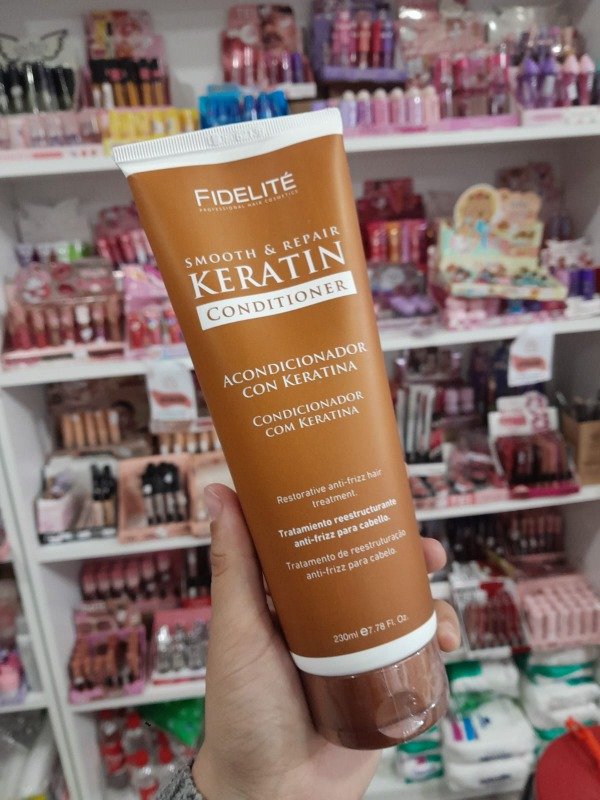 Acondicionador con keratina 230ml Fidelité