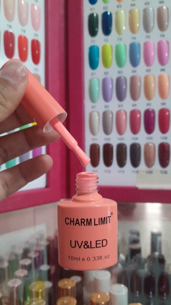 Esmalte charm limit colección 01 tono 23