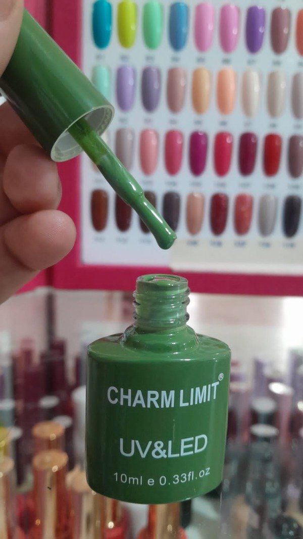 Esmalte charm limit colección 01 tono 70
