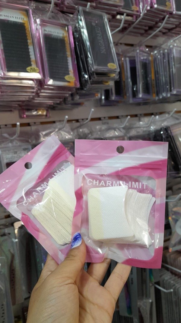 Parches de friselina con adhesivo