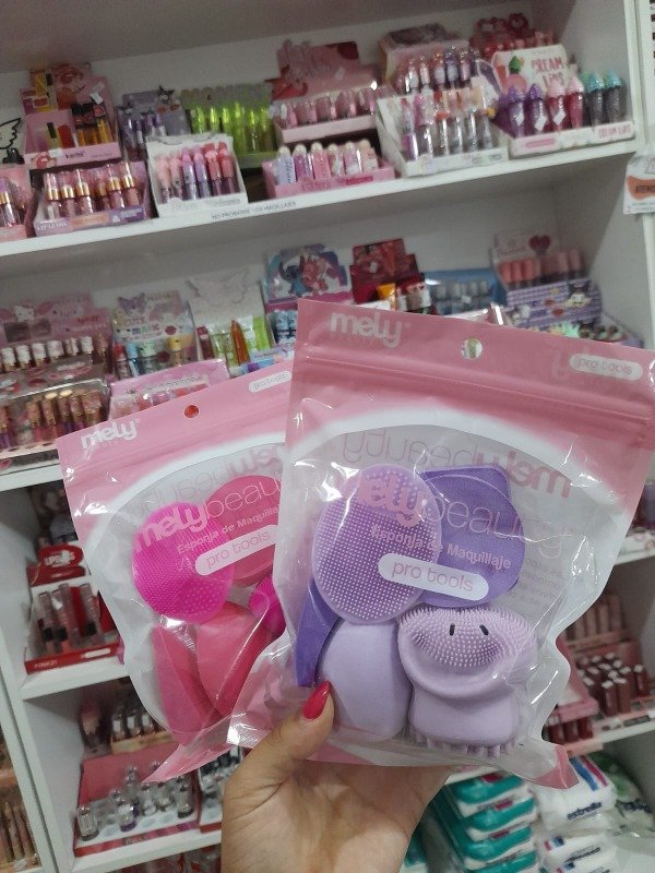 Set de esponjas para skincare MELY con pulpito exfloliante y colita