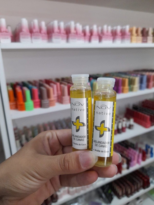 Ampolla ablandador de canas con aceite de coco
