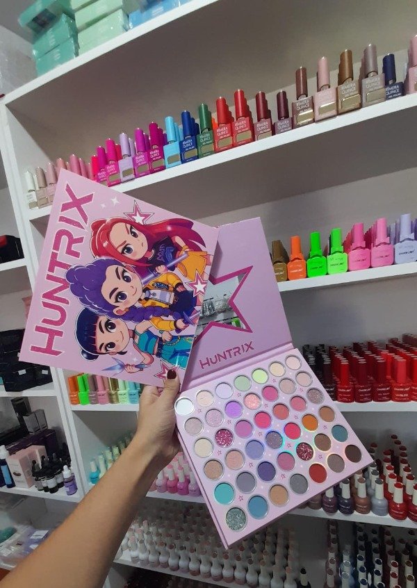 Paleta de sombras LAS GUERRERAS K-POP