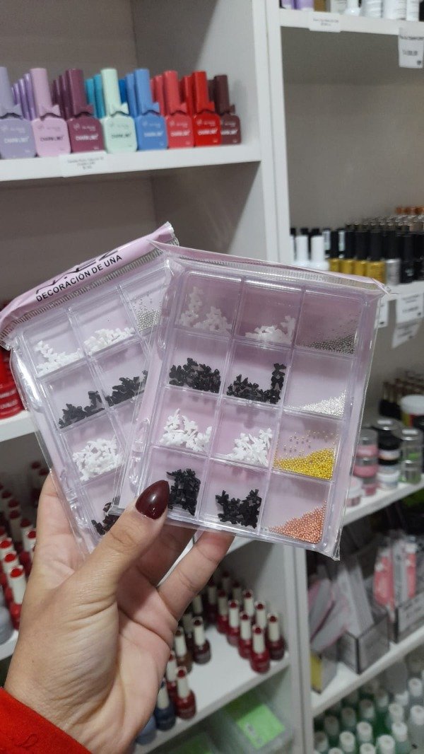 Deco moños blancos y negros con caviar distintos color Código1360 NAEZ