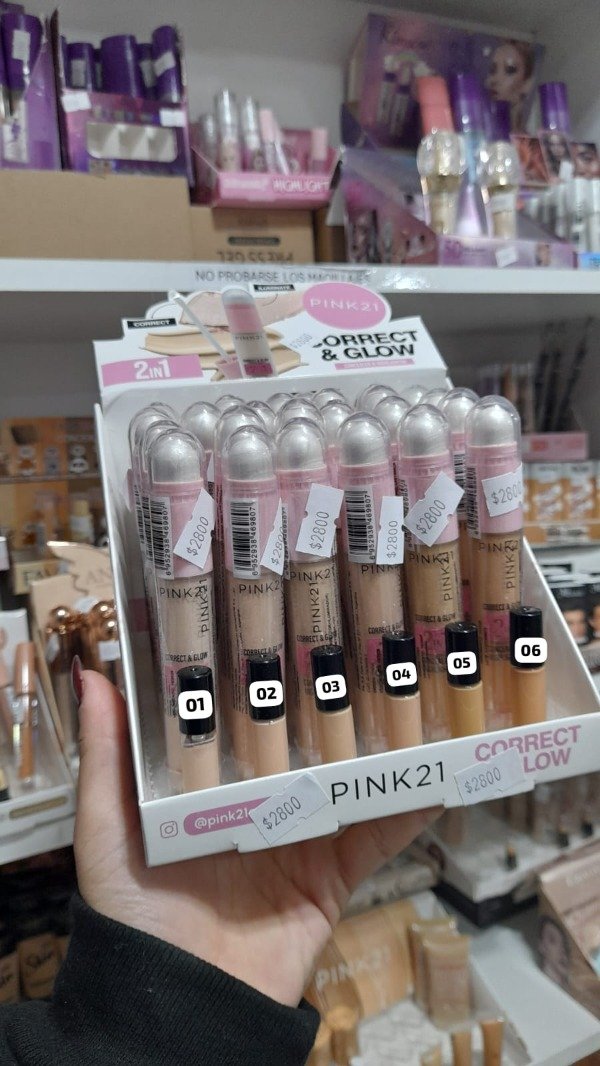 Corrector e iluminador PINK21